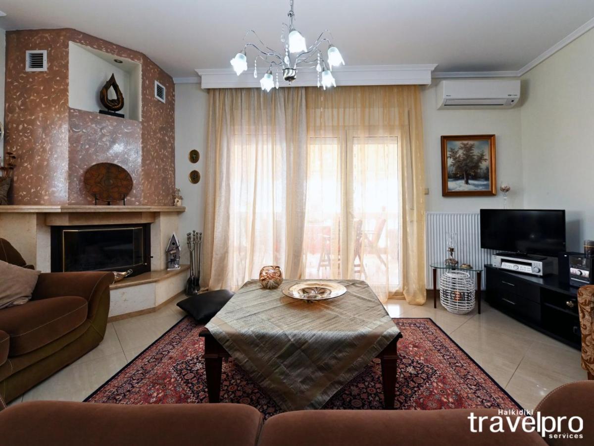 Villa Vangelis 네아 플라기아 외부 사진