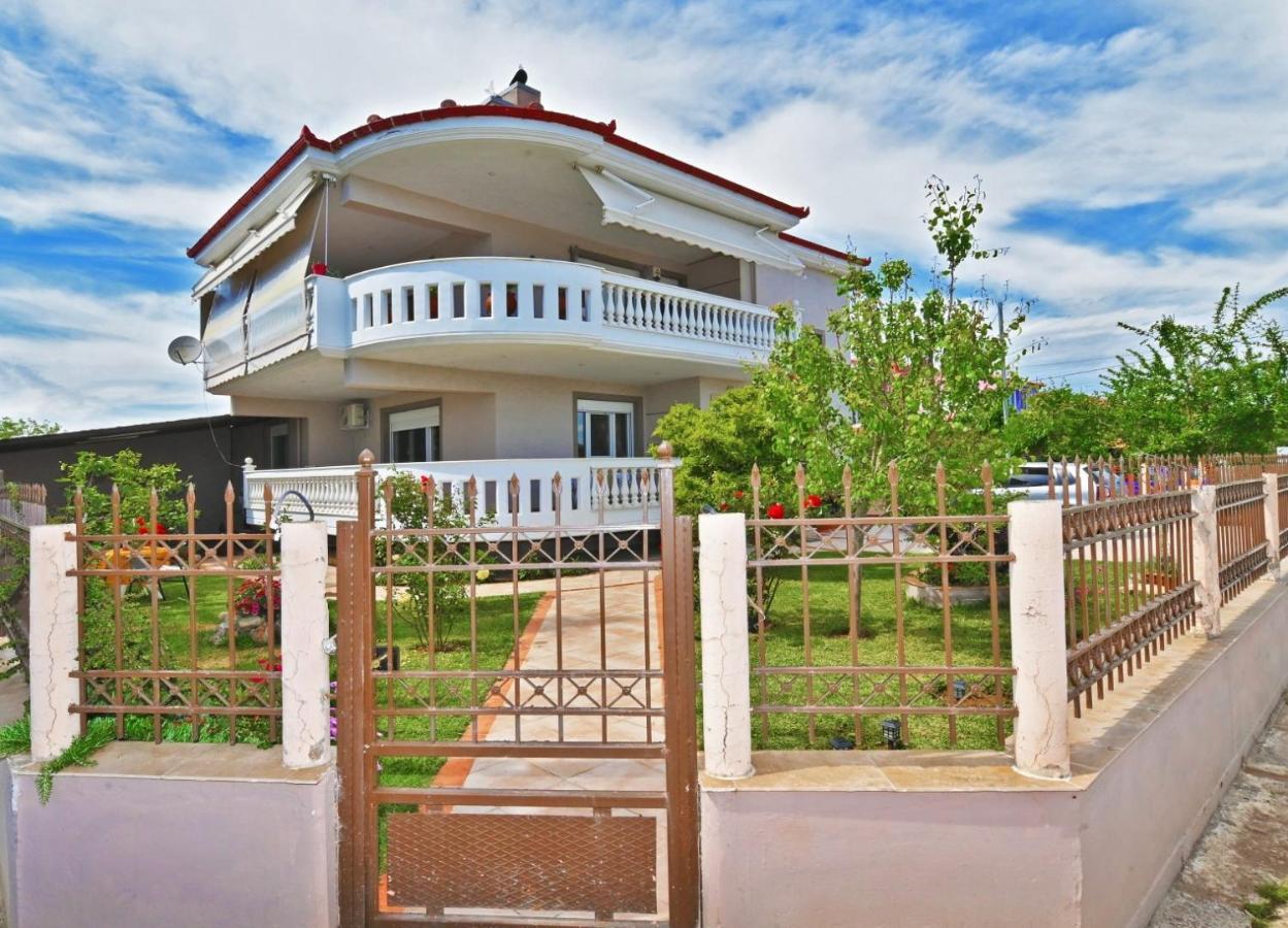 Villa Vangelis 네아 플라기아 외부 사진