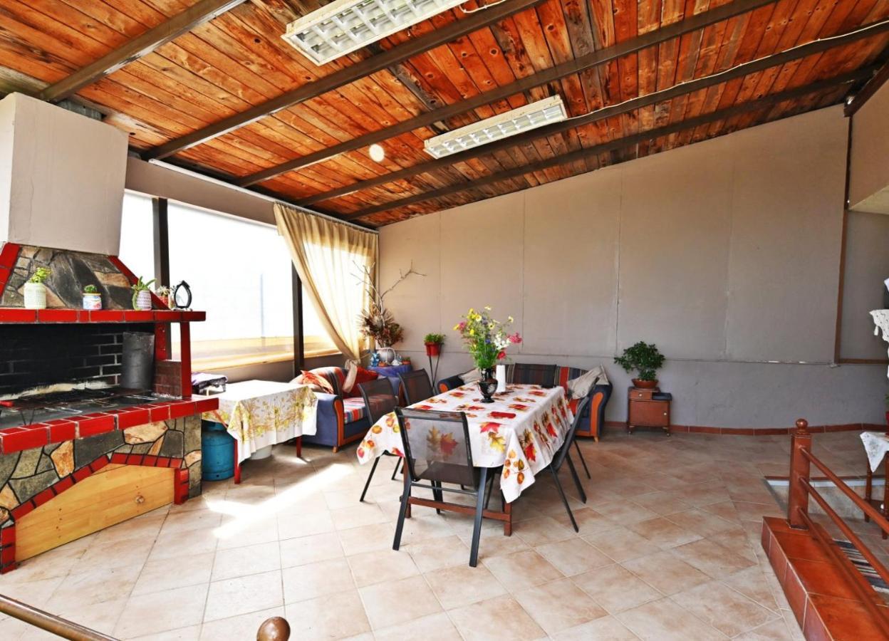Villa Vangelis 네아 플라기아 외부 사진