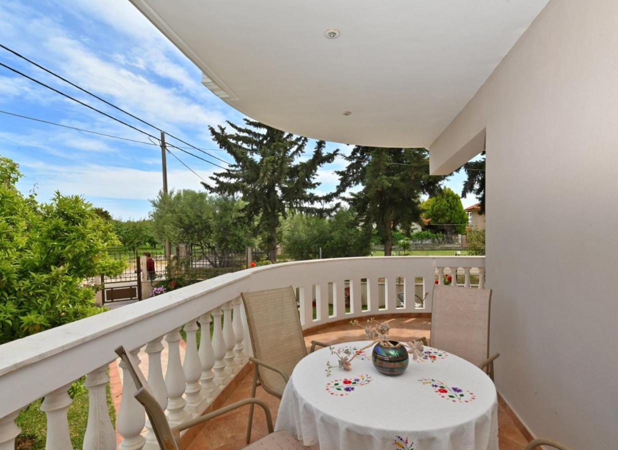 Villa Vangelis 네아 플라기아 외부 사진